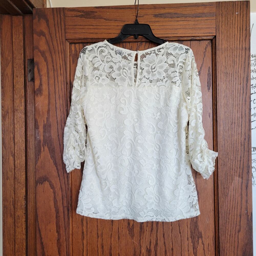 OLIVIA BLU Floral Lace Blouse Womens Large Cream 3/4 Sleeve Scrunched Lining - Picture 2 of 13